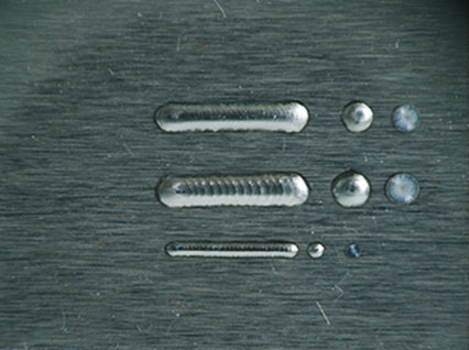 <a href='http://www.bjepc.cn/product/3.htm' class='text_a'>模具激光焊機</a>修復鏡面模具效果